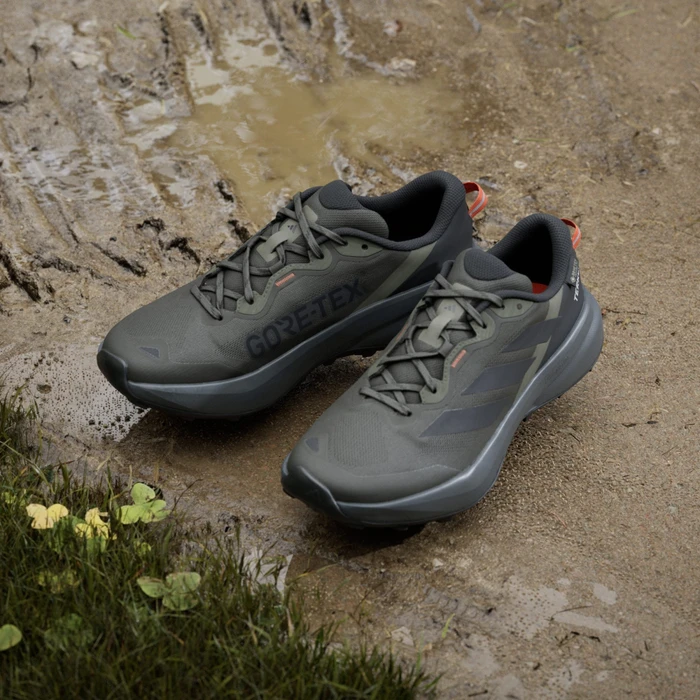 adidas Terrex Tracefinder Plus Gore-Tex shadow olive/core black/olive strata (Herren)