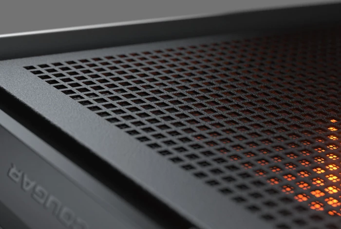Cougar MX600 Mini RGB Black, Glasfenster
