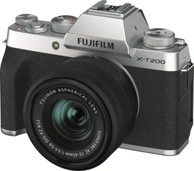 Fujifilm X-T200 silber mit Objektiv Fujinon XC 15-45mm 3.5-5.6 OIS PZ