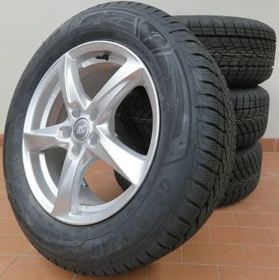 Goodyear UltraGrip Performance+ SUV 225/65 R17 106H XL