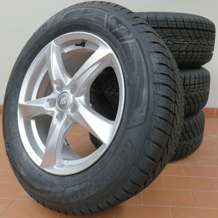 Goodyear UltraGrip Performance+ SUV 225/65 R17 106H XL