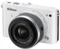Nikon 1 J3 weiß mit Objektiv 1 NIKKOR 10-30mm 3.5-5.6 VR Vorschaubild
