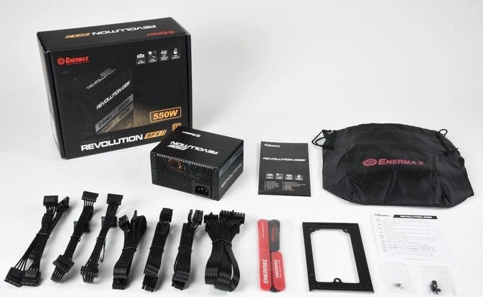 Enermax Revolution SFX 550W, SFX