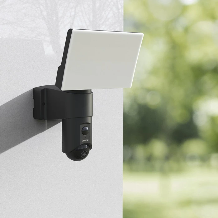Hama Outdoor IP-Kamera mit Licht- und Bewegungsmelder