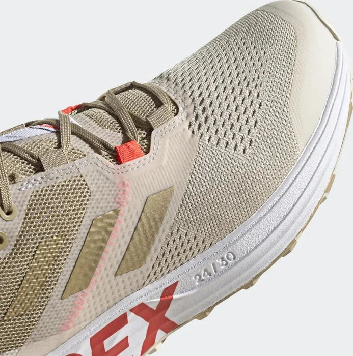 adidas Terrex Two Flow wonder white/matte gold/beige tone (Herren)