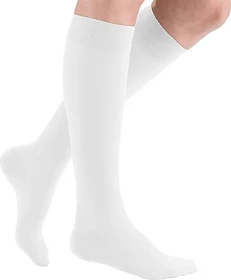 Medi Plus CCL2 AD Normal Größe V Kompressionsstrümpfe weiß