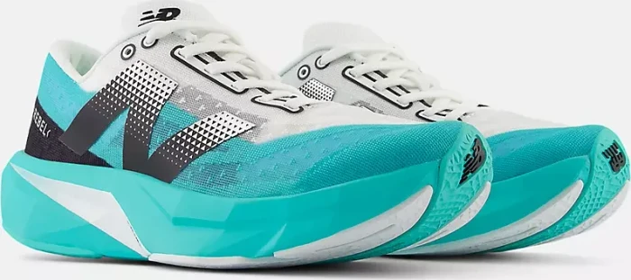 New Balance FuelCell Rebel v4 (Damen)