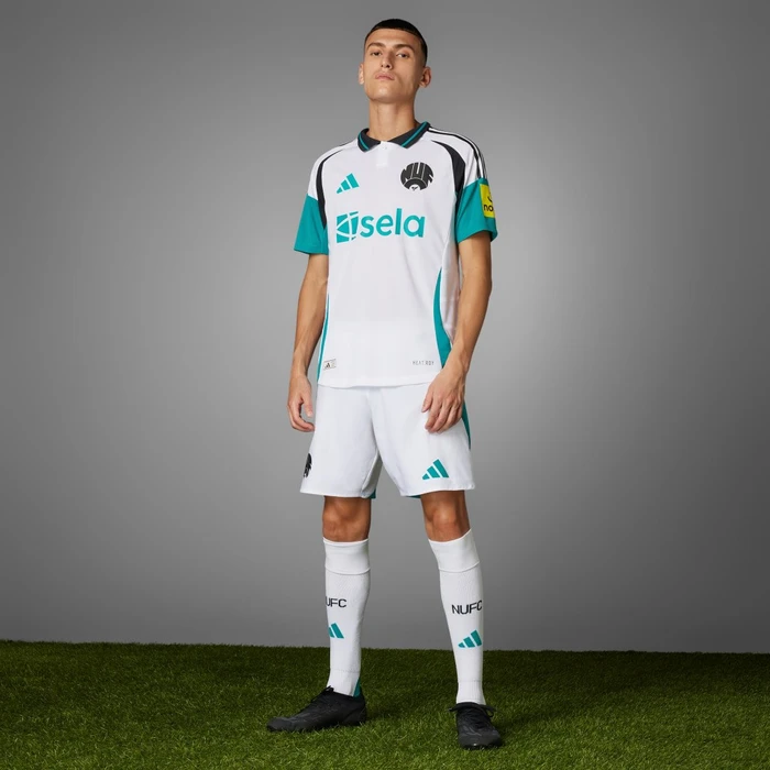 adidas Newcastle United FC Authentic 2024/2025 Ausweichtrikot white/eqt green (Herren)