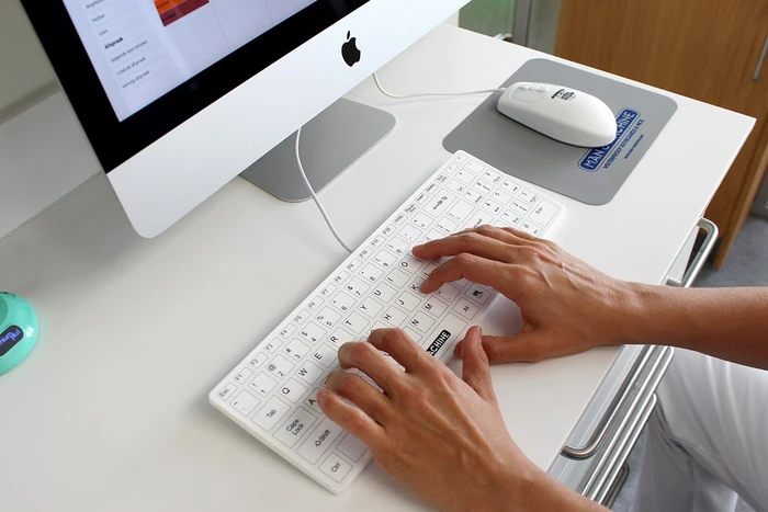 Man & Machine Mighty Mouse 5 medizinische Silikonmaus, weiß, USB