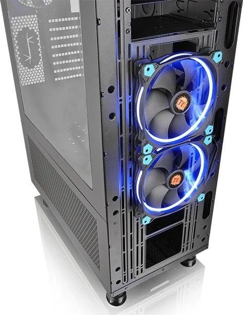 Thermaltake Core X71, Acrylfenster