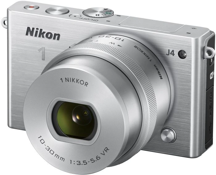 Nikon 1 J4 silber mit Objektiv 1 NIKKOR 10-30mm 3.5-5.6 PD-Zoom VR und 1 NIKKOR 30-110mm 3.8-5.6 VR