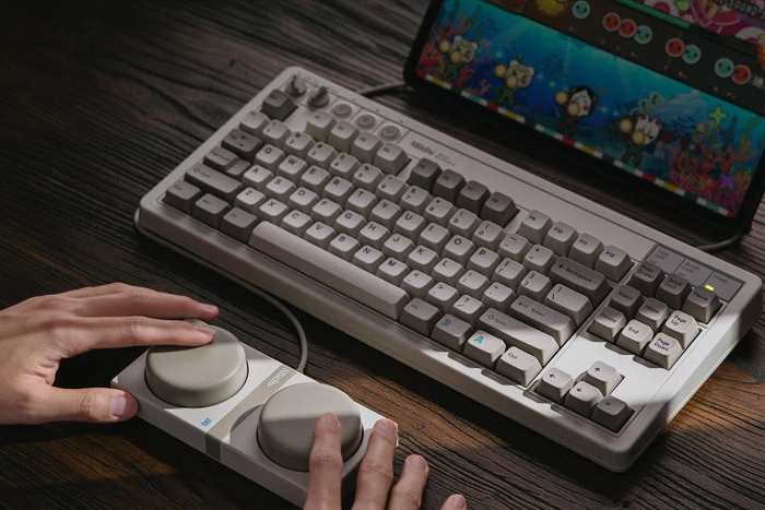 8BitDo Retro Mechanical Keyboard, M Edition, weiß/grau, Kailh Box V2 WHITE, USB/Bluetooth, US