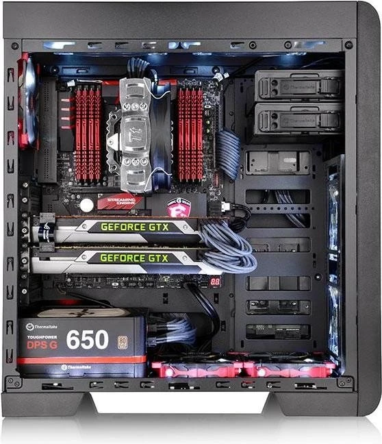 Thermaltake Core V41, Acrylfenster