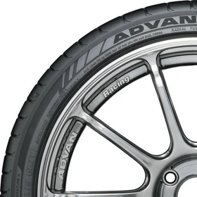 Yokohama Advan Sport V107 285/30 R24 103Y