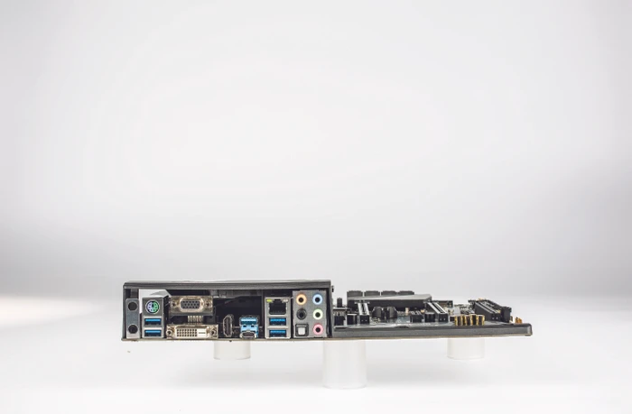 ASRock Z370 Extreme4 (Intel 1151 v2)