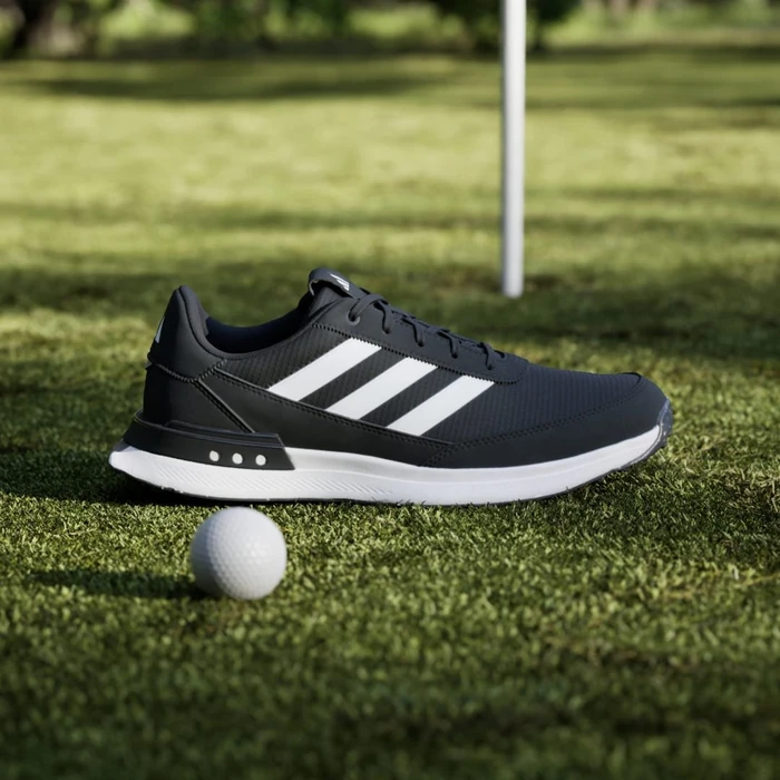 adidas S2G Spikeless 24 core black/cloud white/iron metallic (Herren)