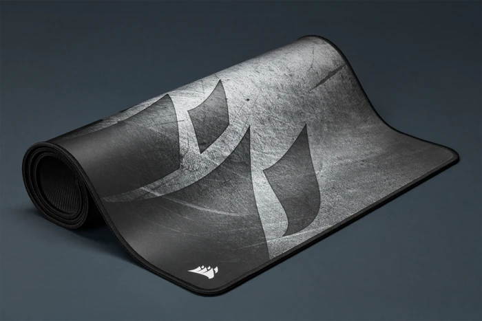 Corsair MM350 PRO Premium Spill-Proof Cloth Gaming Mouse Pad - Extended XL, schwarz/grau