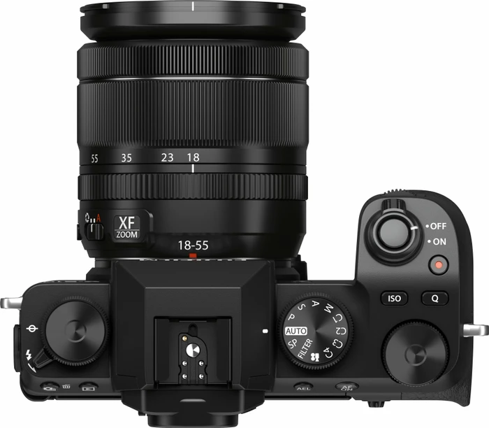 Fujifilm X-S10 mit Objektiv Fujinon XF 18-55mm 2.8-4.0 R LM OIS