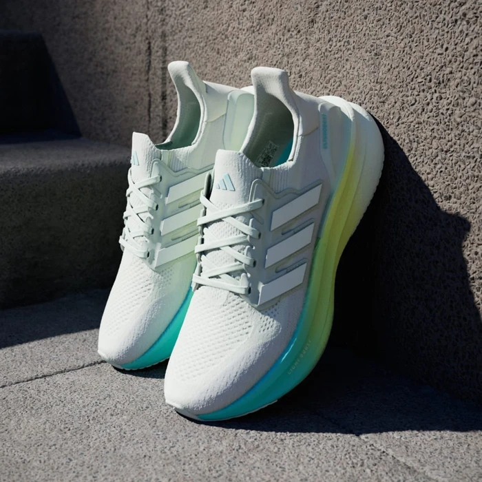 adidas Ultraboost 5 linen green/crystal jade/pulse lime