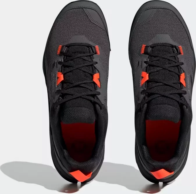 adidas Terrex AX4 grey six/solar red/carbon (Herren)