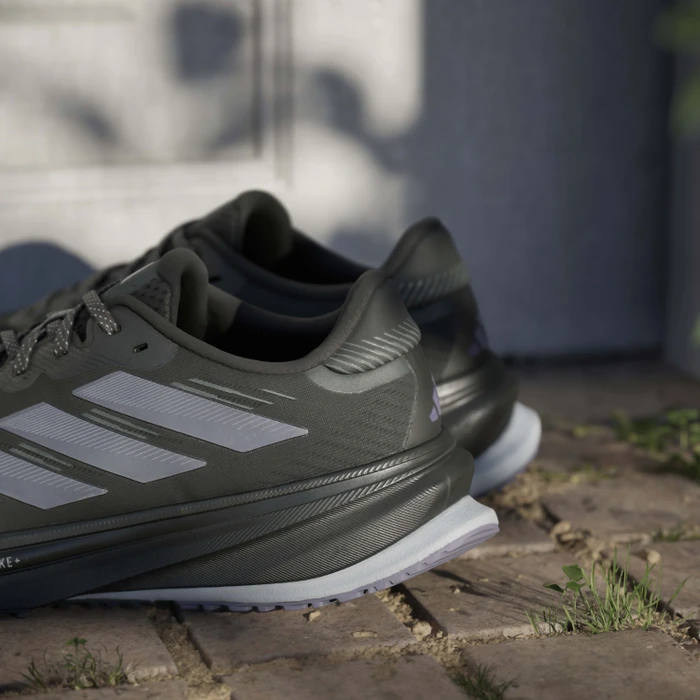 adidas Supernova Rise GTX core black/preloved violet/carbon (Damen)