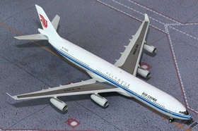GeminiJets Airbus A340-300 Air China B-2389