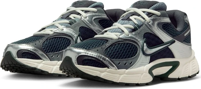 Nike V5 RNR seaweed/anthracite/smoke grey/metallic silver (Damen)