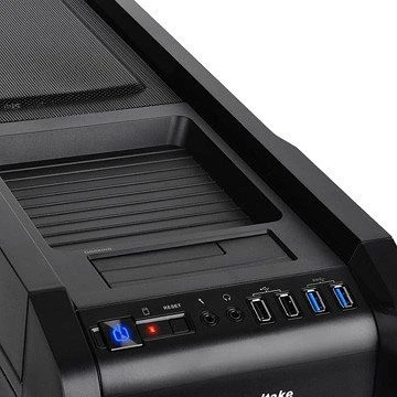 Thermaltake Chaser A71, Acrylfenster