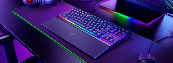 Razer Ornata V3 TKL, 8 RGB Zonen, USB, DE