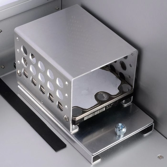 Lian Li PC-Q30A silber, Acrylfenster, Mini-ITX