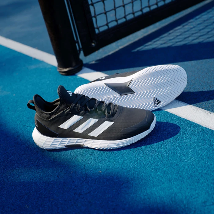 adidas Adizero Ubersonic 4.1 core black/cloud white/grey four