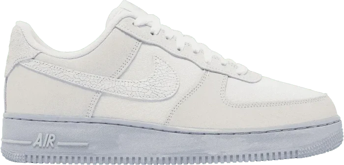 Nike Air Force 1 '07 LV8 EMB summit white/blue whisper/football grey/white (Herren)