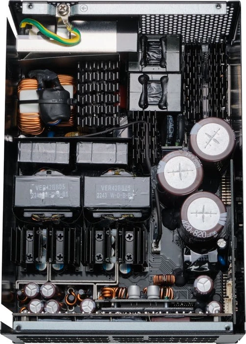 Phanteks Revolt Titanium 1600W, ATX 3.0