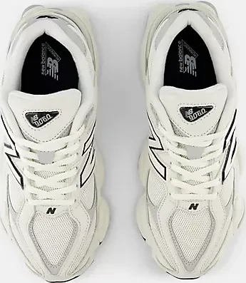 New Balance 9060 sea salt/raincloud/black