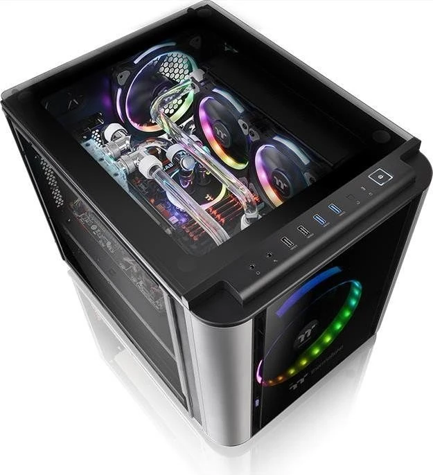 Thermaltake Level 20 VT, Glasfenster