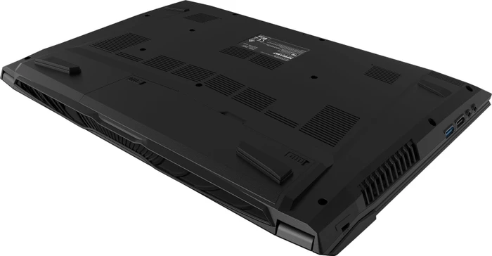 Schenker XMG A517-M18zdf, Core i7-8750H, 8GB RAM, 1TB HDD, GeForce GTX 1060, DE