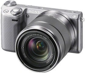 Sony Alpha NEX-5R silber mit Objektiv E 18-55mm 3.5-5.6 OSS