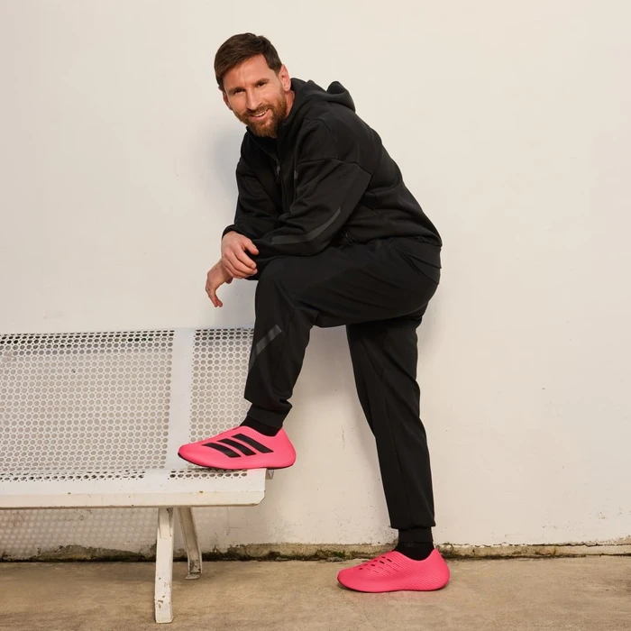 adidas Purechill Slides lucid pink/core black