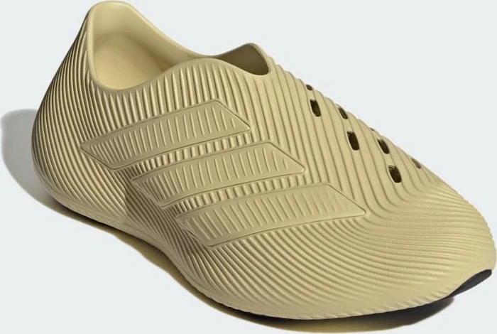 adidas Purechill Slides golden beige/core black