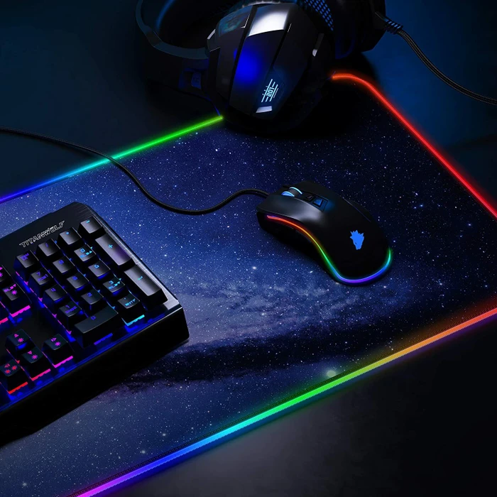 Titanwolf Galaxy RGB XXL Gaming-Mauspad, 800x300mm, schwarz/blau