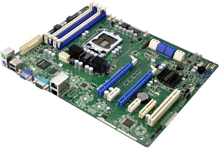 ASRock Rack E3C204-V+ (Intel 1155)