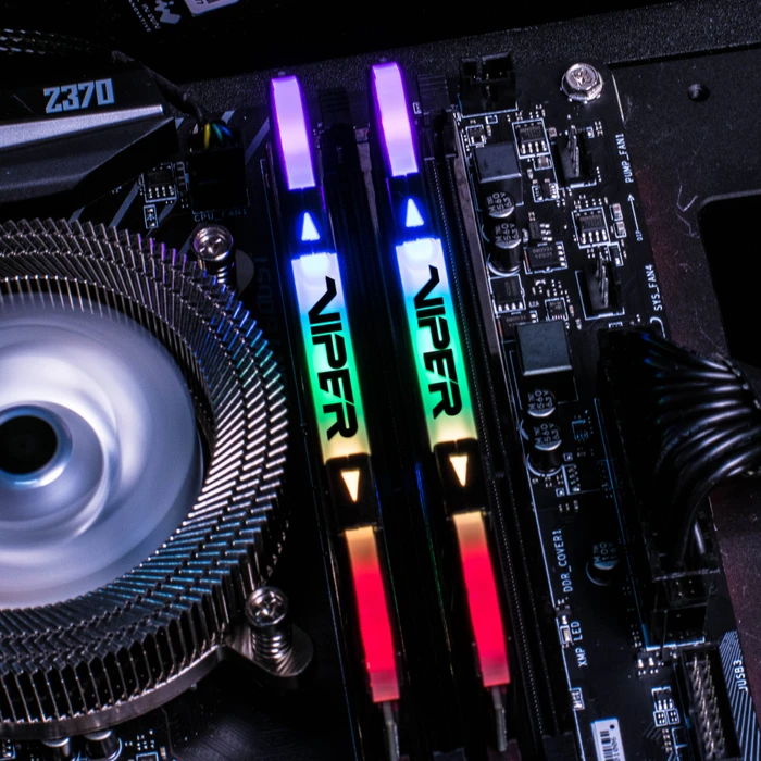 Patriot Viper RGB schwarz UDIMM 16GB, DDR4-3600, CL17-19-19-39