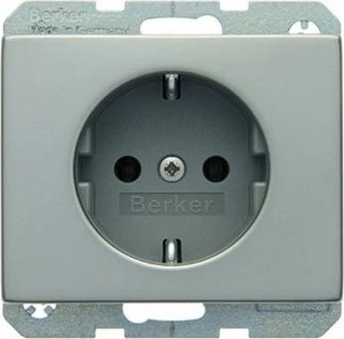 Berker K.5 Steckdose SCHUKO, edelstahl matt (47157004)