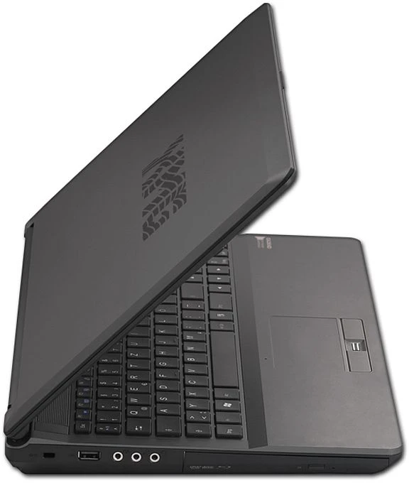 Schenker XMG A522-7UJ, Core i7-3740QM, 16GB RAM, 120GB SSD, 750GB HDD, GeForce GTX 660M, DE