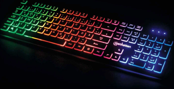 Manhattan Ultraflache Gaming-Tastatur, LEDs RGB, schwarz, USB, DE
