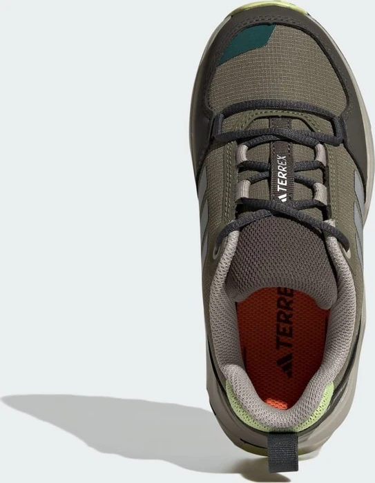 adidas Terrex AX4R olive strata/matte silver/shadow olive (Junior)