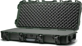 Nanuk 985 Koffer mit Schaumstoff olive