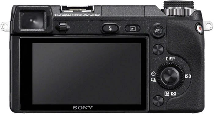 Sony NEX-6 mit Objektiv E PZ 16-50mm 3.5-5.6 OSS