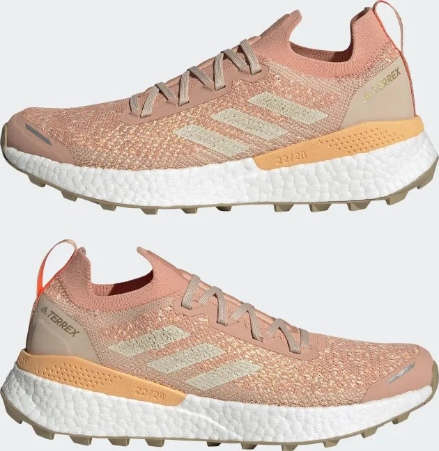 adidas Terrex Two Ultra Primeblue ambient blush/wonder white/solar red (Damen)