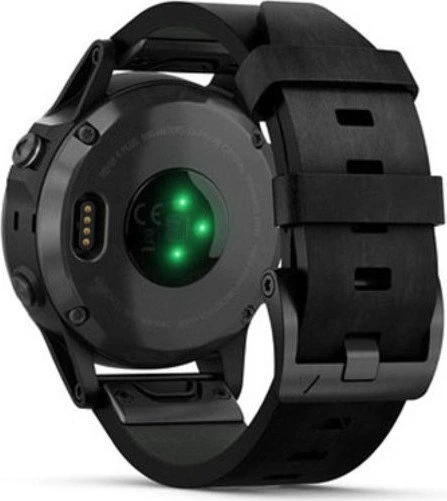 Garmin Fenix 5 Plus Sapphire schwarz mit Lederarmband
